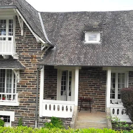 Les Hortensias Spacieuse Maison En Ardoise Du Pays Fibre Voutezac Exterior photo