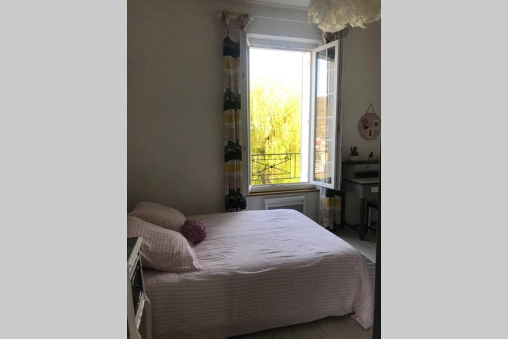 Les Hortensias Spacieuse Maison En Ardoise Du Pays Fibre Holiday home Voutezac
