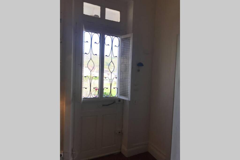 Les Hortensias Spacieuse Maison En Ardoise Du Pays Fibre Holiday home Voutezac