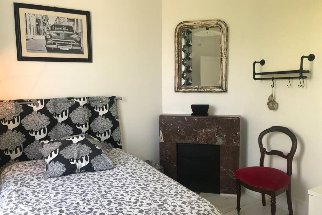 Les Hortensias Spacieuse Maison En Ardoise Du Pays Fibre Holiday home Voutezac