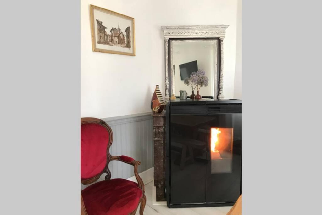 Les Hortensias Spacieuse Maison En Ardoise Du Pays Fibre Holiday home *